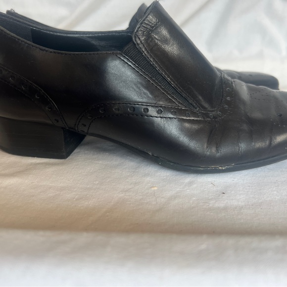 Geox ladies brogues. Sz39 - Picture 7 of 7
